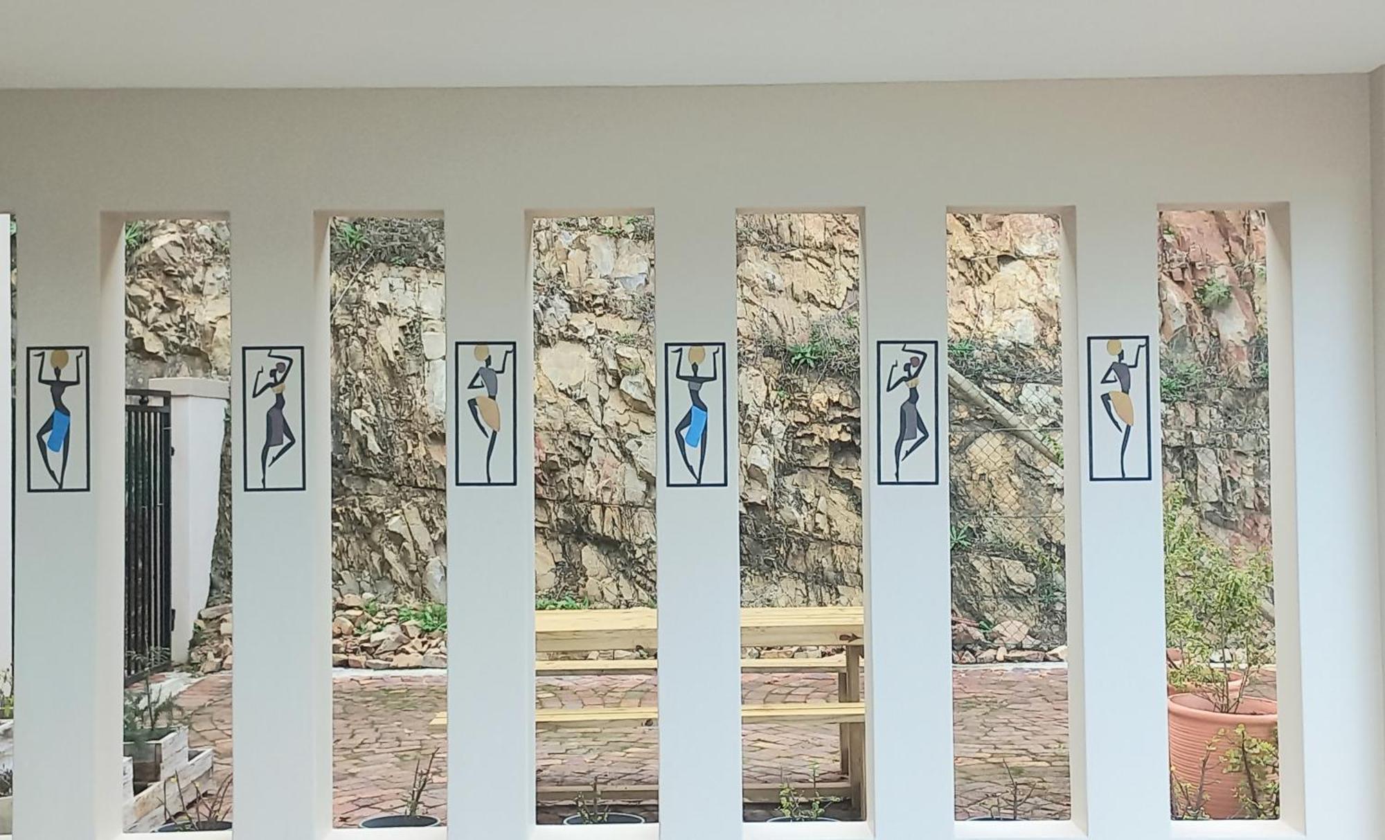 Phoenix Lodge And Waterside Accommodation นิสนา ภายนอก รูปภาพ